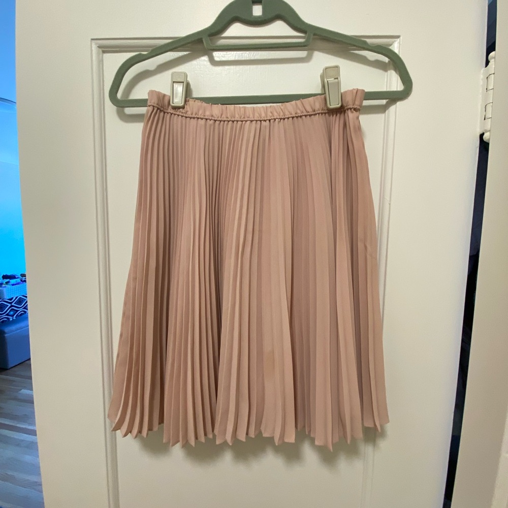 Express Pleated Skirt // Pink // 4